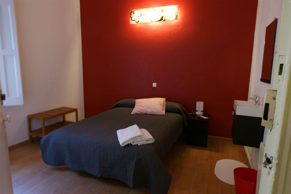 Break Bcn - Hostal & Coffeebar Barcelona Kültér fotó